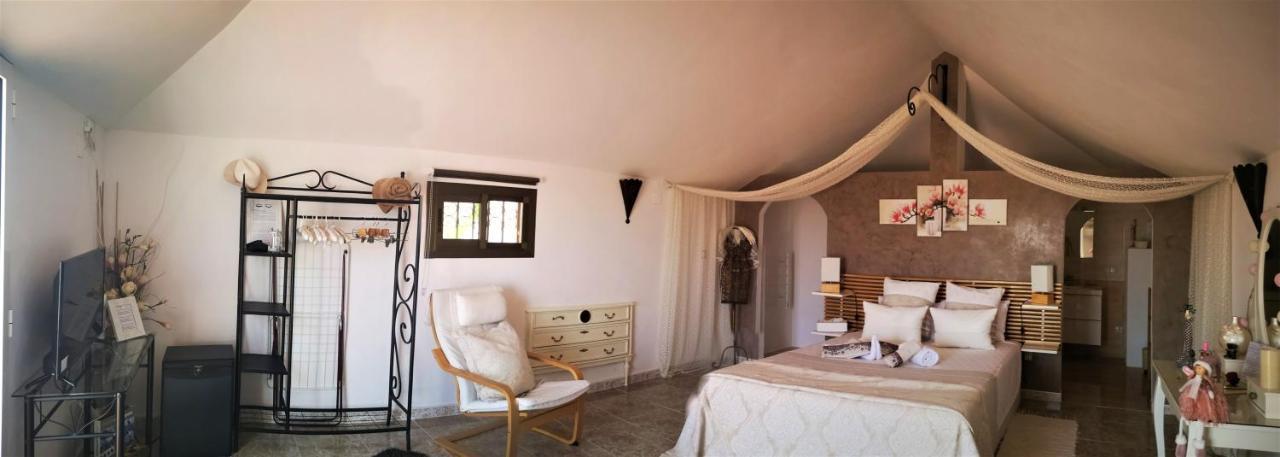 Casa Martinez Studios & Chambre D'Hotes A 3 Kms De Montserrat Valencia Montroy Buitenkant foto